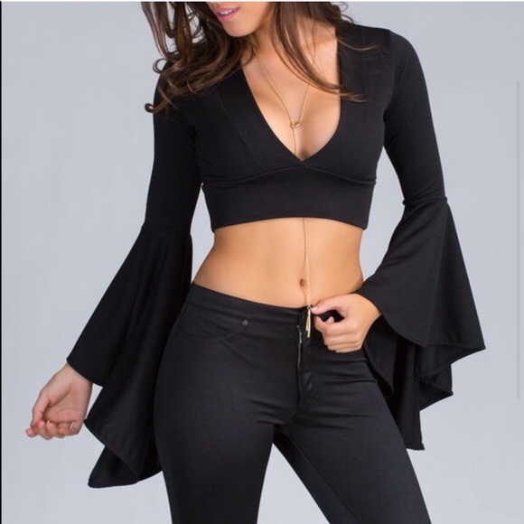 bell sleeve crop top black